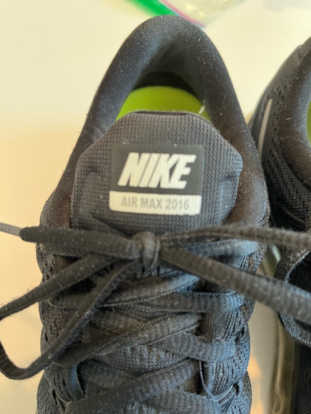 Nike Men’s Air Max 2016 Black with White Swoosh - Picture 4 of 10